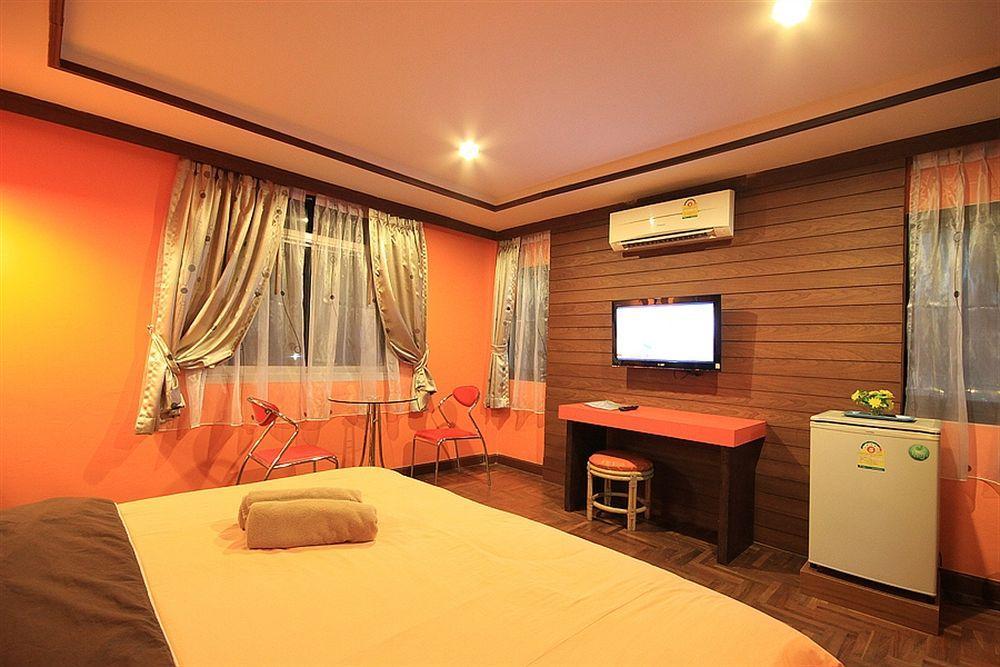 The Palm Delight Lodge Jomtien Beach Esterno foto