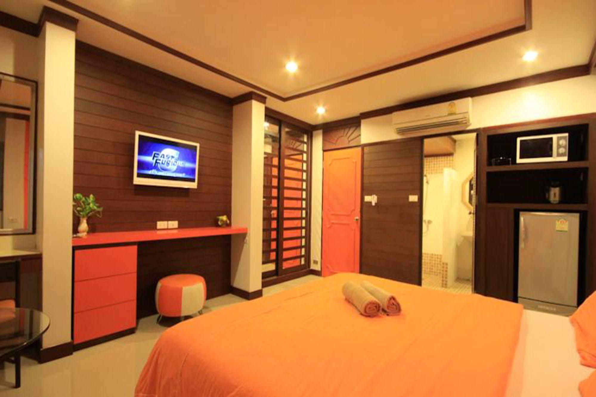 The Palm Delight Lodge Jomtien Beach Esterno foto