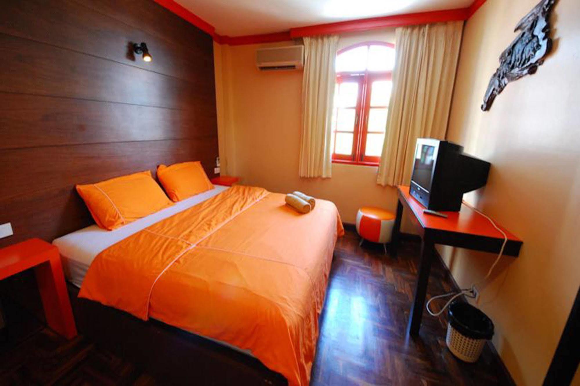 The Palm Delight Lodge Jomtien Beach Esterno foto