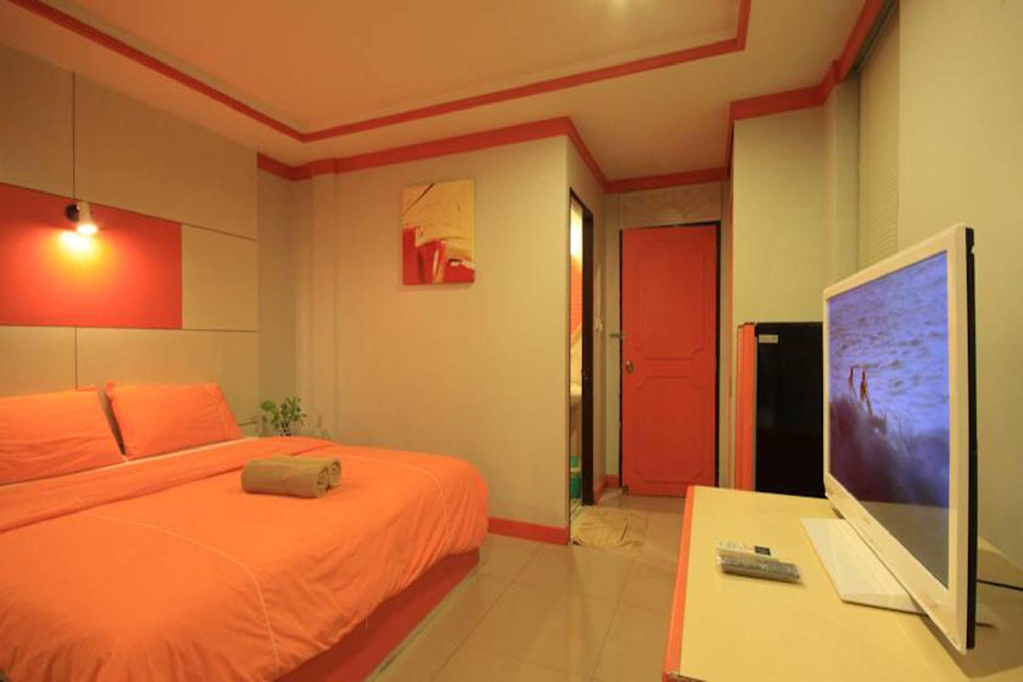 The Palm Delight Lodge Jomtien Beach Esterno foto