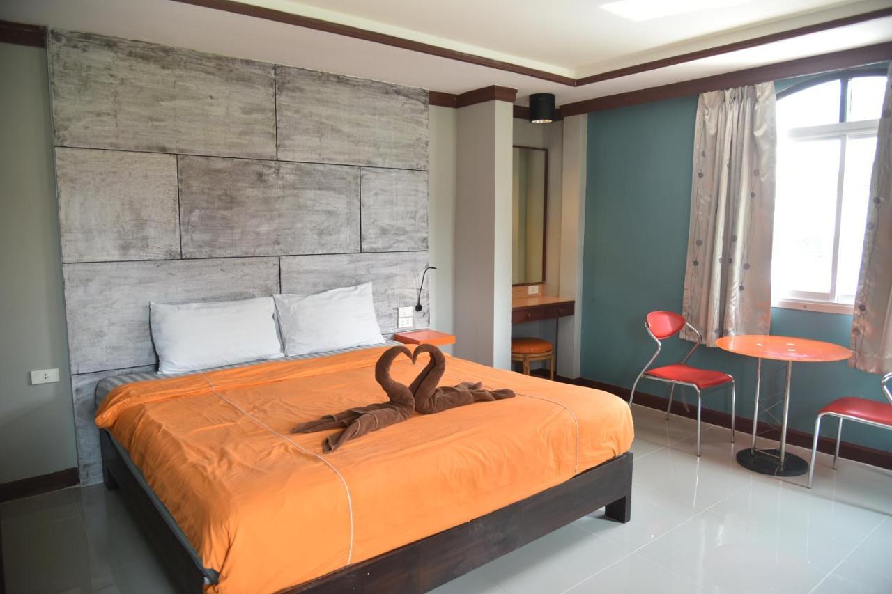 The Palm Delight Lodge Jomtien Beach Esterno foto