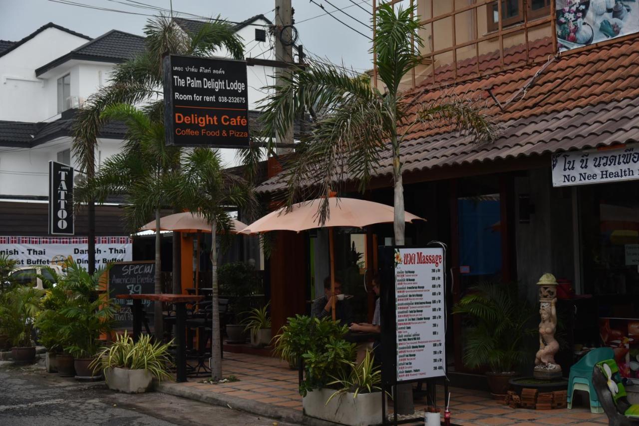 The Palm Delight Lodge Jomtien Beach Esterno foto