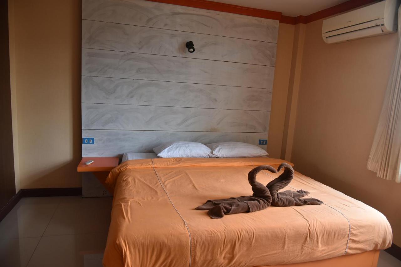 The Palm Delight Lodge Jomtien Beach Esterno foto