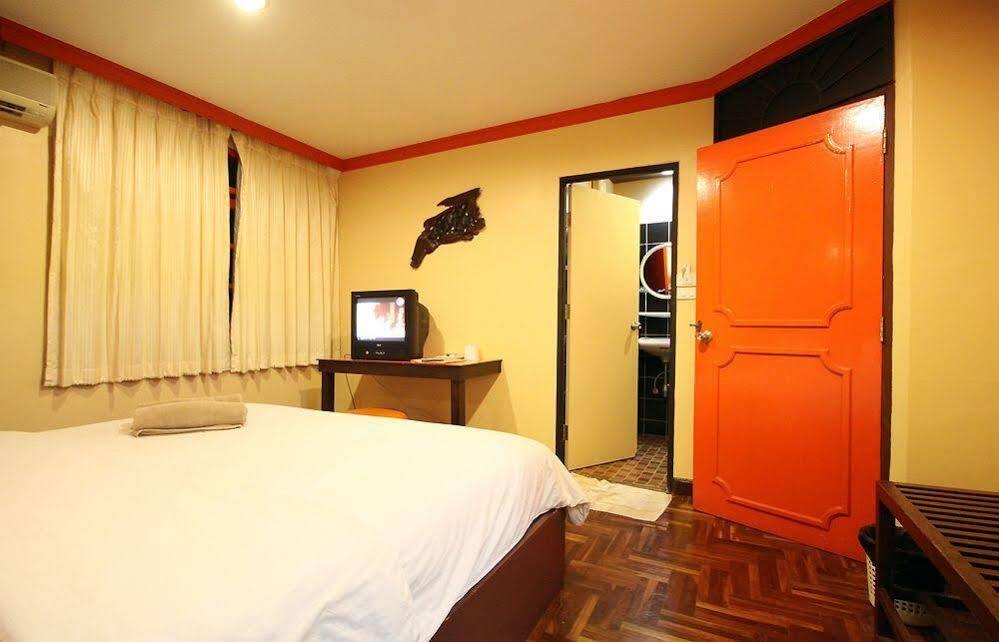 The Palm Delight Lodge Jomtien Beach Esterno foto